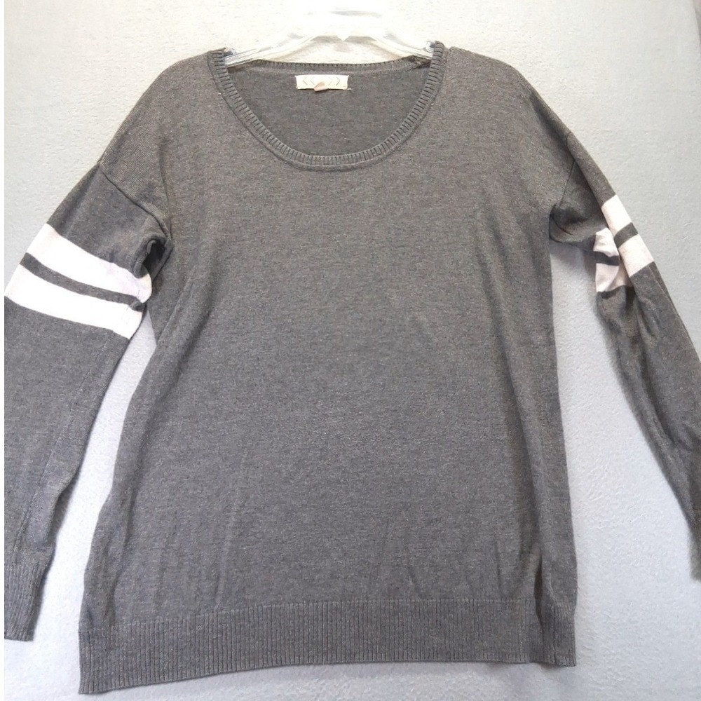 Pink‎ Rose Women's Longsleeve Pull Over Sweater, Gray/ White Stripes, Size L